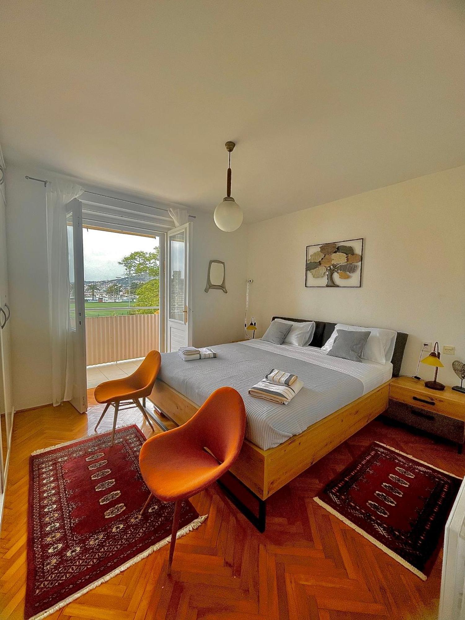 Dinka Old Town Apartment With Sea View Trogir Exteriör bild